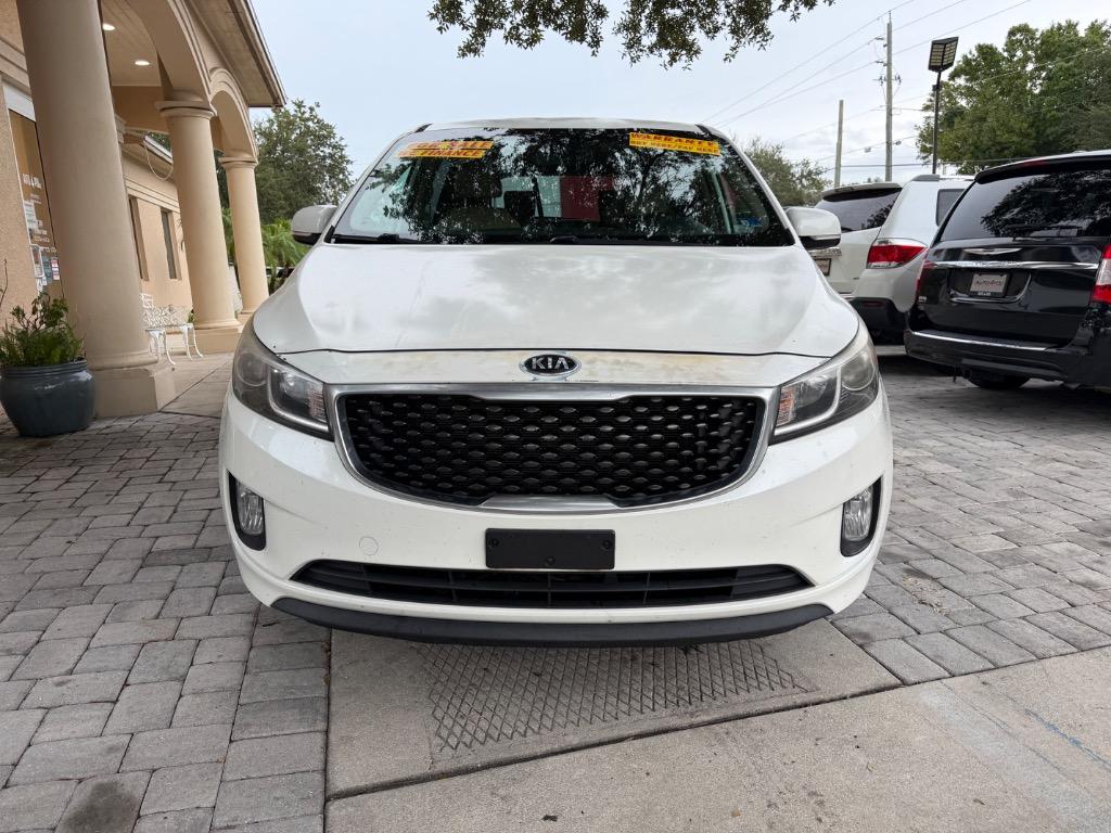 2015 Kia Sedona - $12,954