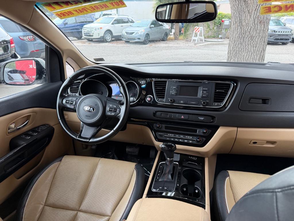 2015 Kia Sedona - $12,954