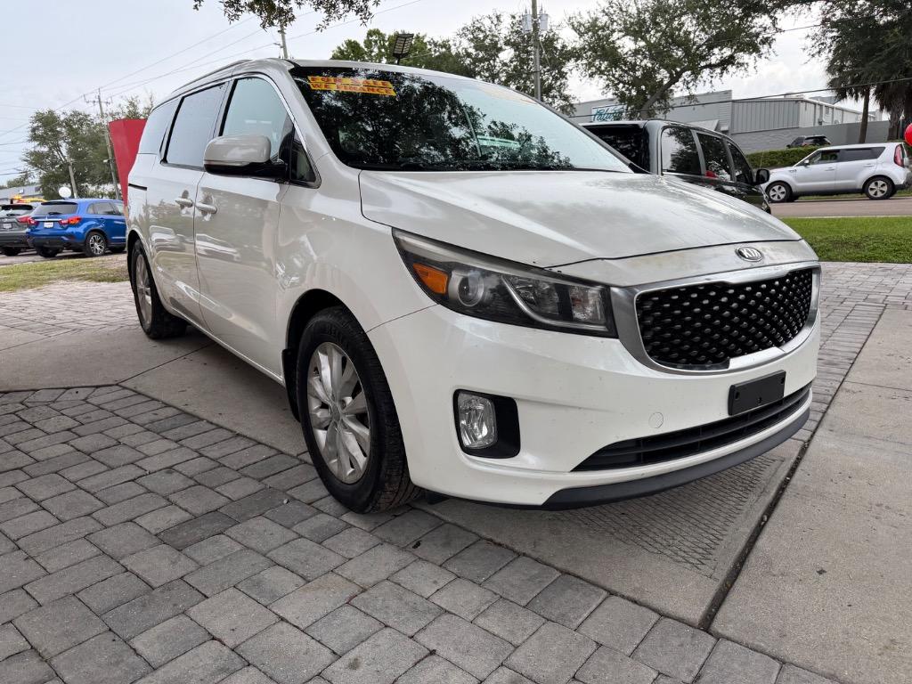 2015 Kia Sedona - $12,954
