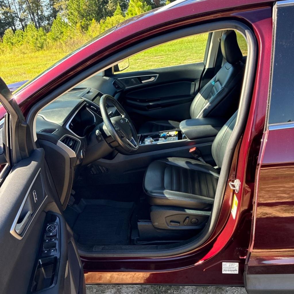 2020 Ford Edge - $8,900
