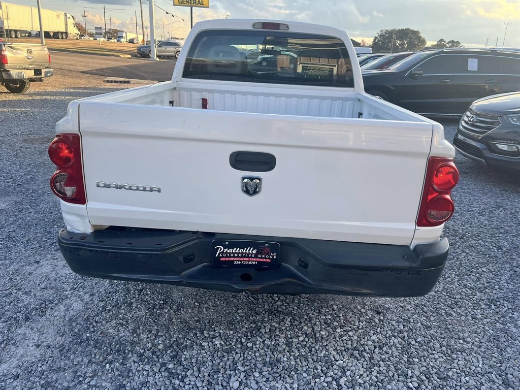 2005 Dodge Dakota ST photo