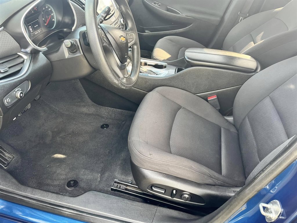 2019 Chevrolet Malibu LT photo