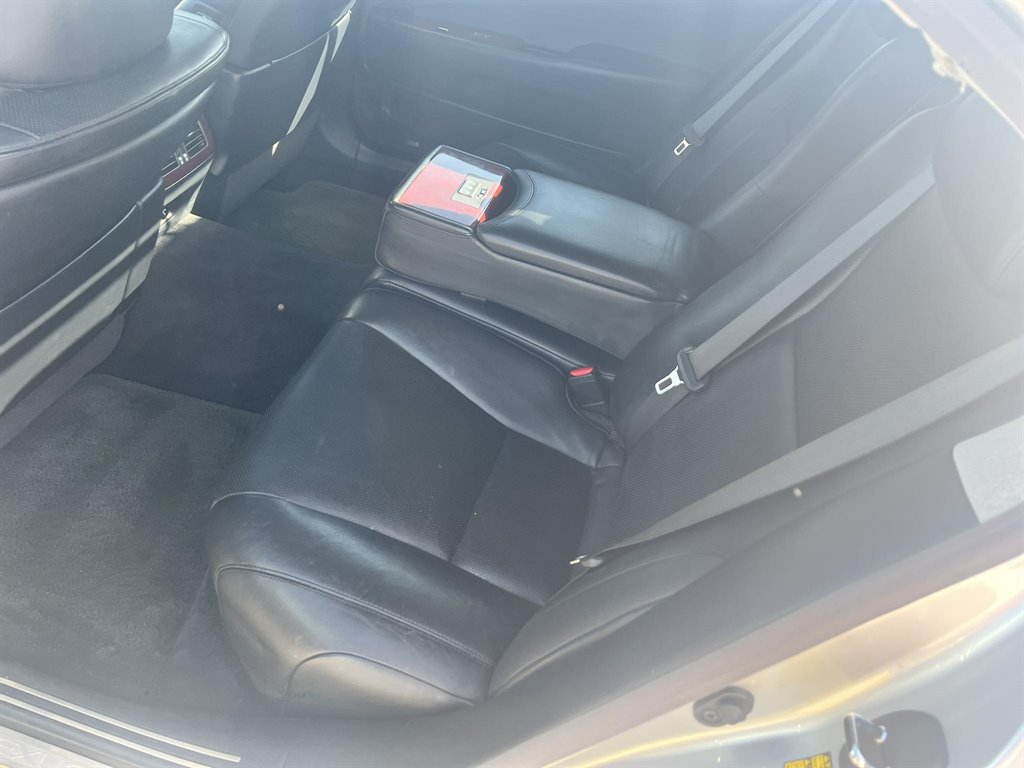2008 Lexus LS 460 L photo