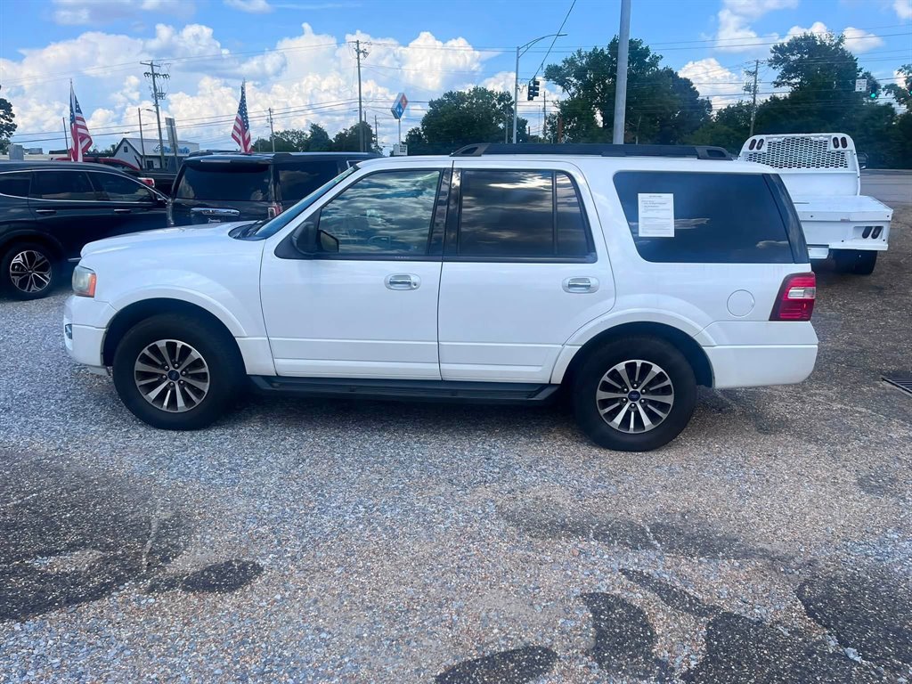 2015 Ford Expedition - $10,950