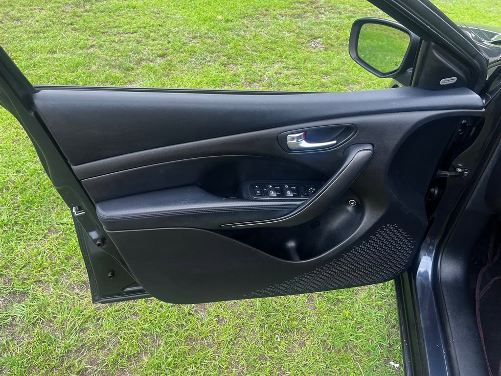 2013 Dodge Dart - $5,950