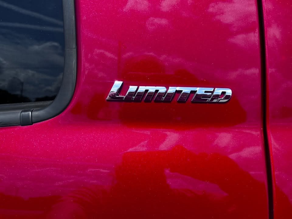 2015 Toyota Tundra - $19,950