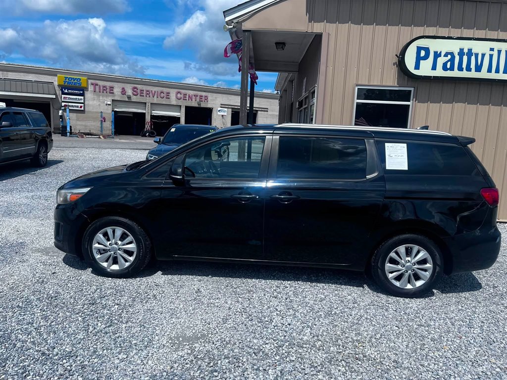 2017 Kia Sedona - $5,950
