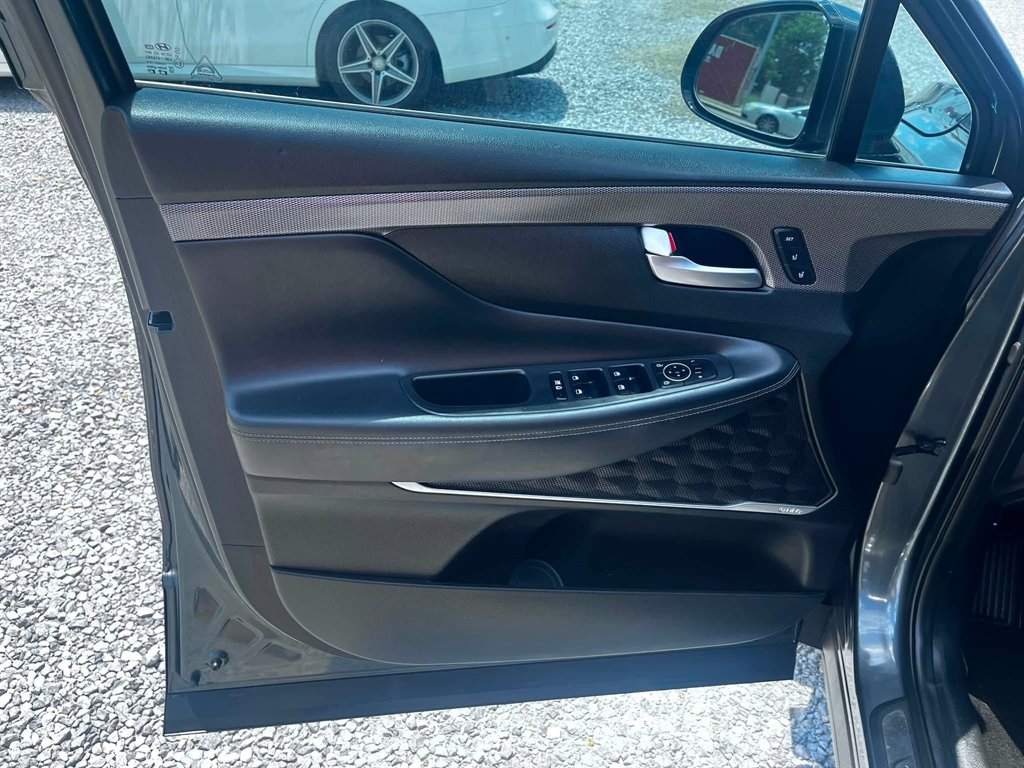 2019 Hyundai Santa Fe - $13,950