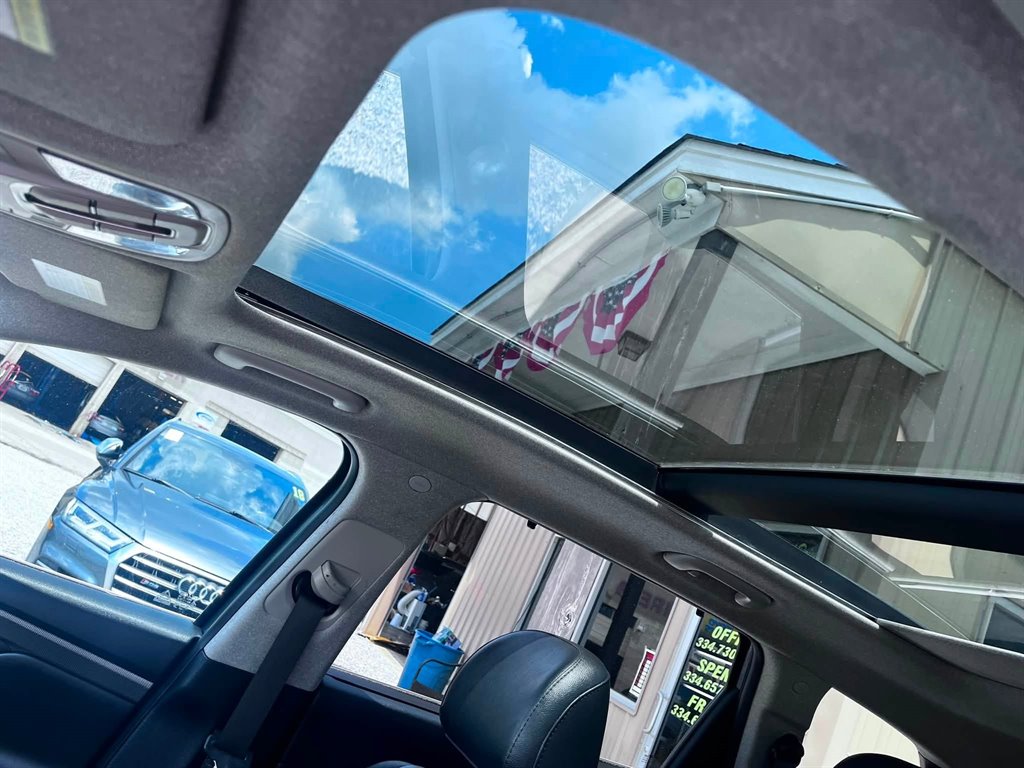 2019 Hyundai Santa Fe - $13,950