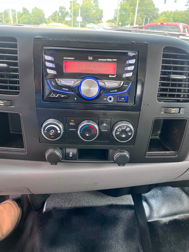 2013 Chevrolet Silverado - $9,950