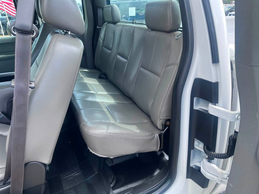 2013 Chevrolet Silverado - $9,950