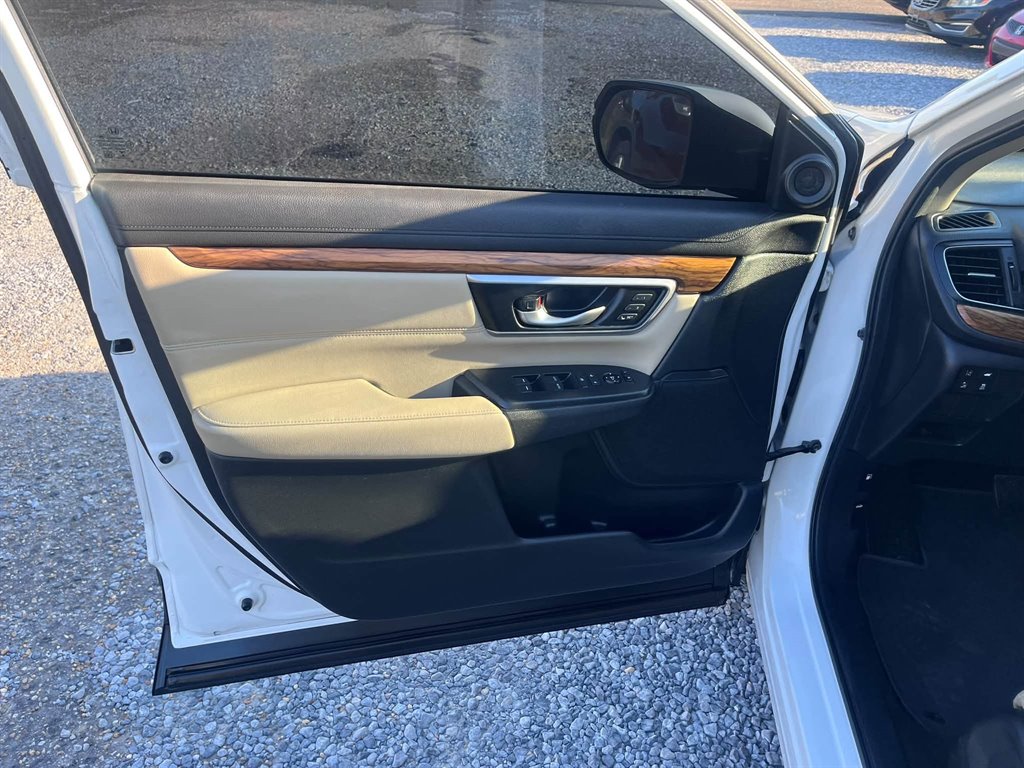 2017 Honda CR-V - $12,950