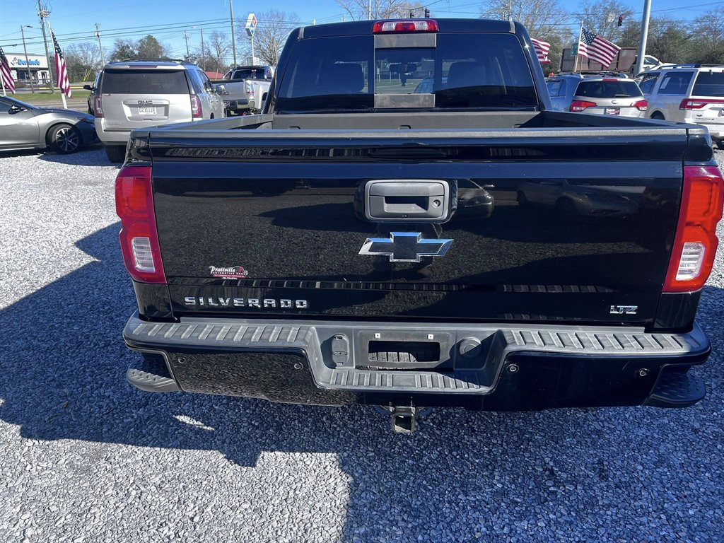 2017 Chevrolet Silverado - $19,950