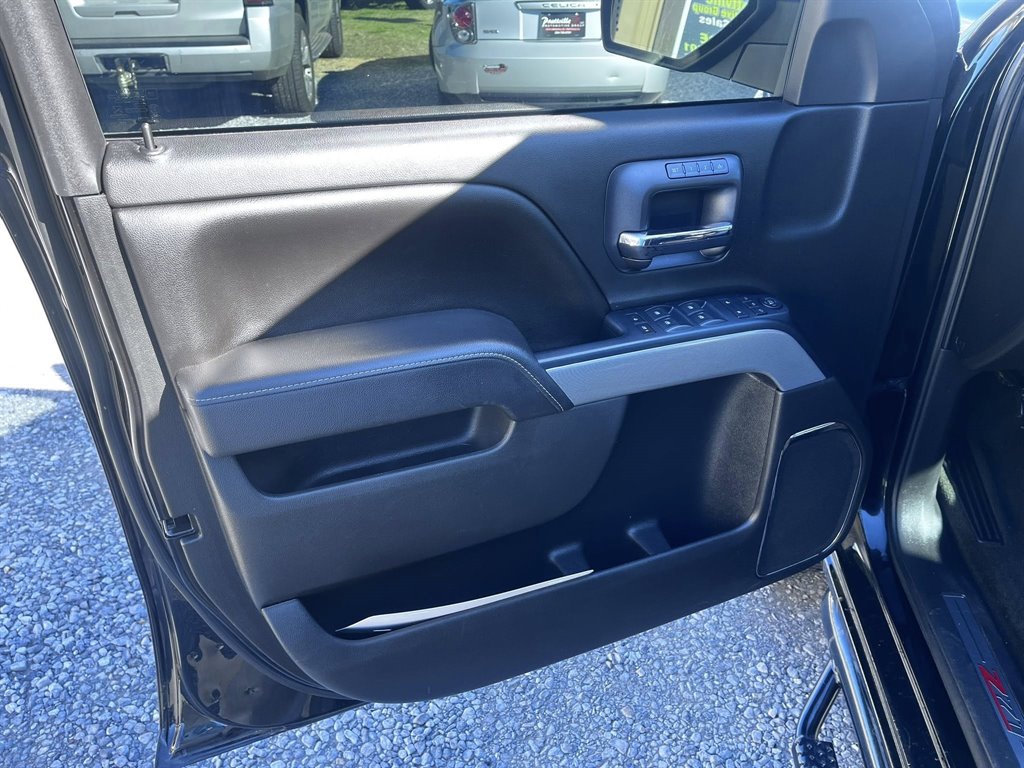 2017 Chevrolet Silverado - $19,950