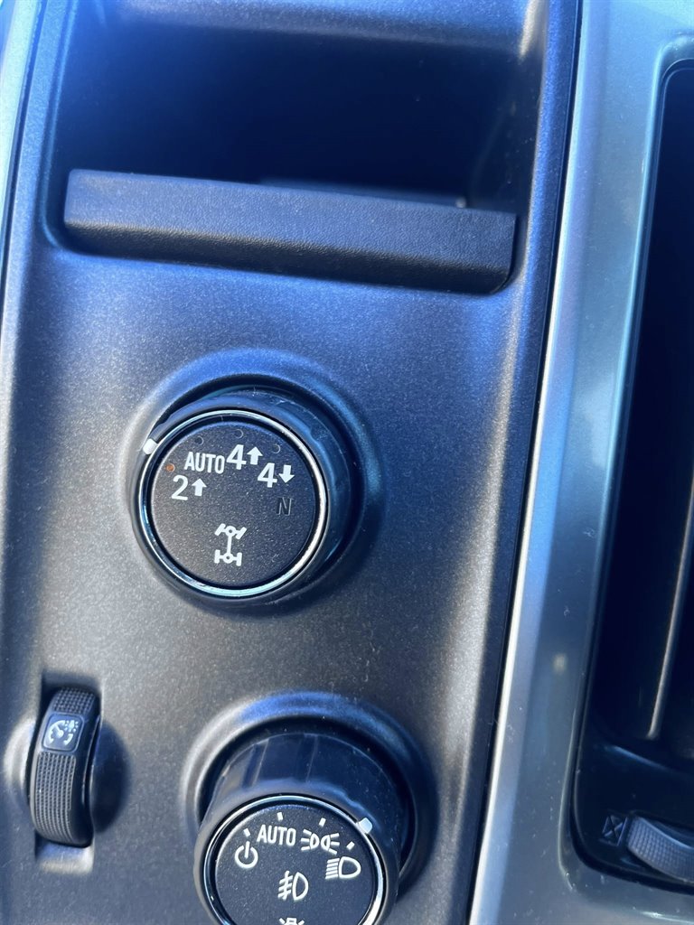 2017 Chevrolet Silverado - $19,950