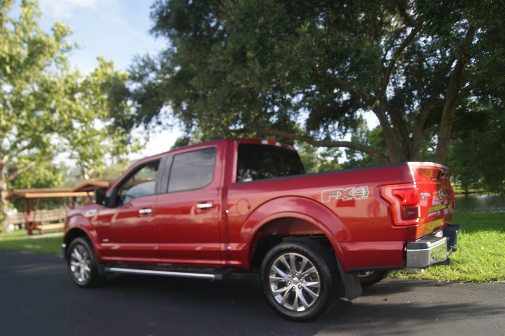 2016 Ford F150 Lariat photo