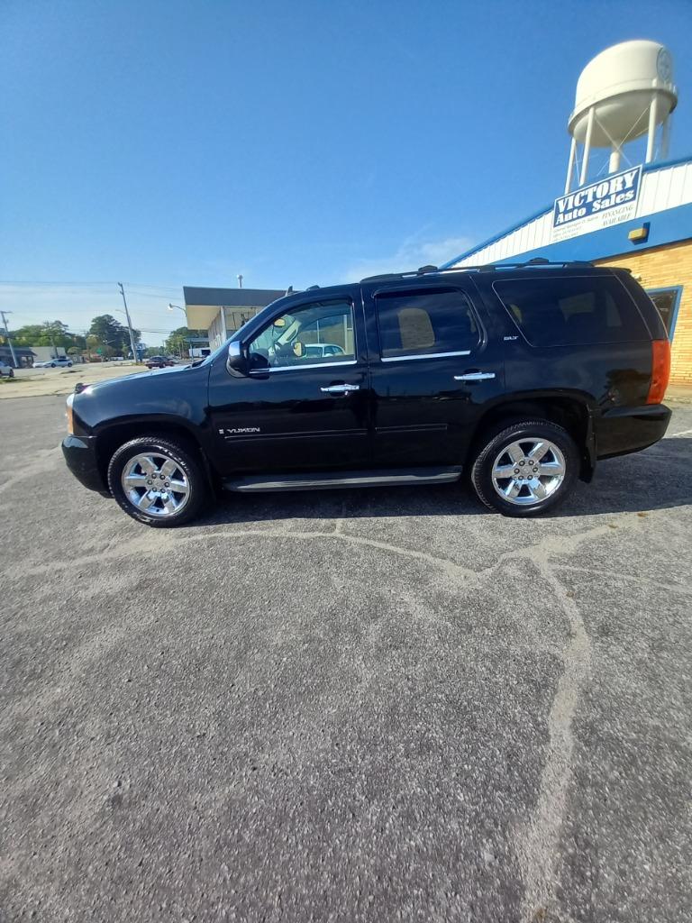 2009 GMC Yukon SLT photo
