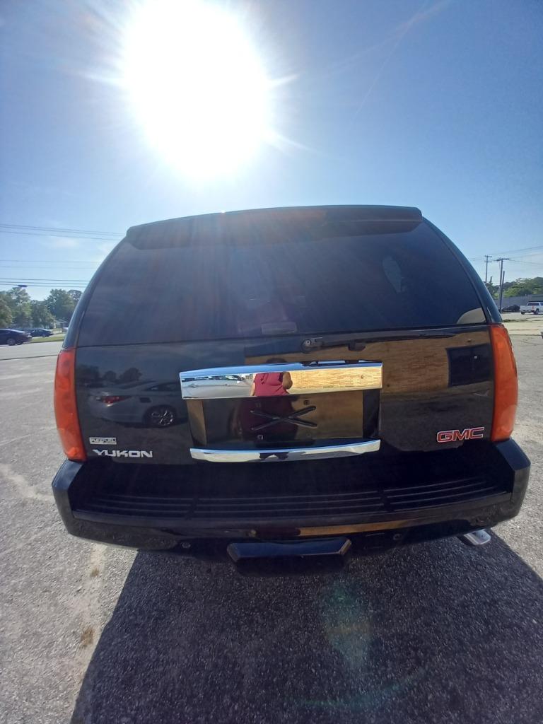 2009 GMC Yukon SLT photo
