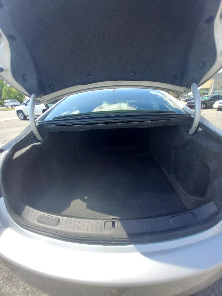 2016 Chevrolet Impala LT photo