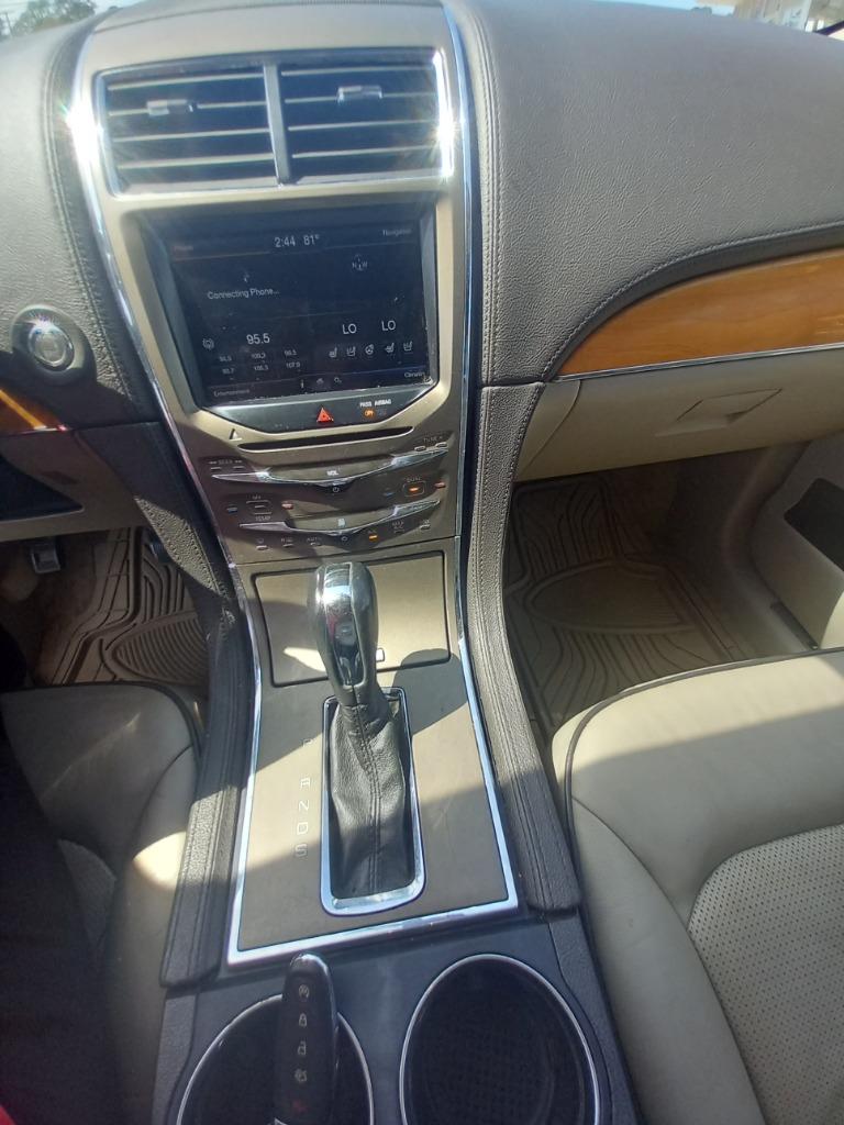 2014 Lincoln MKX photo