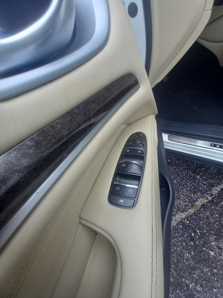 2015 Infiniti QX60 photo