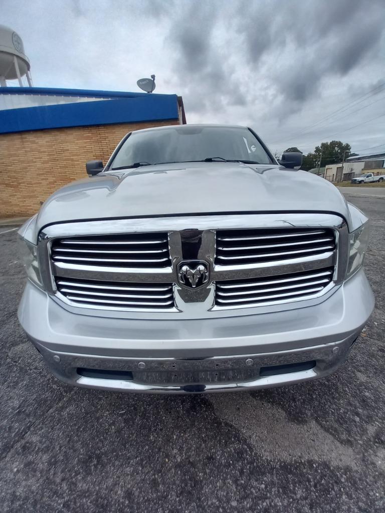 2017 Ram 1500 - $13,500