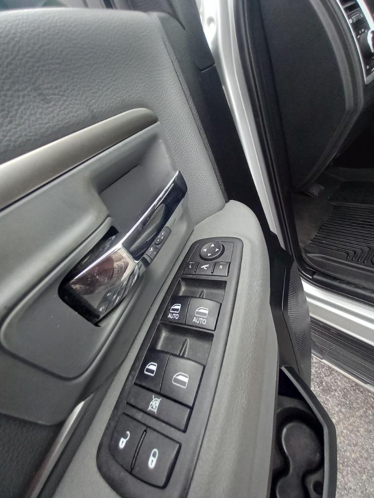 2017 Ram 1500 - $13,500