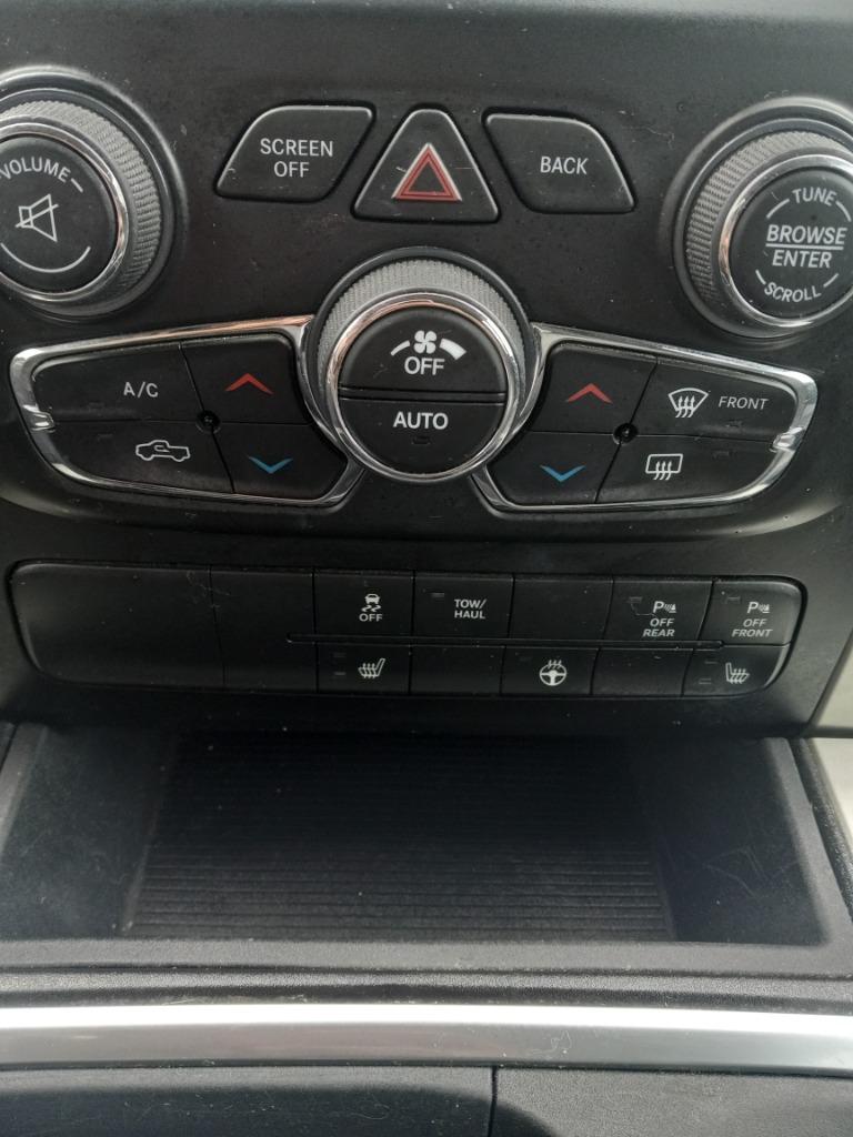 2017 Ram 1500 - $13,500