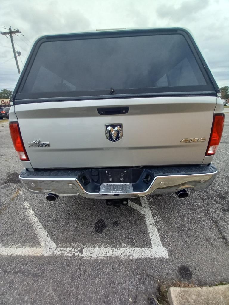 2017 Ram 1500 - $13,500