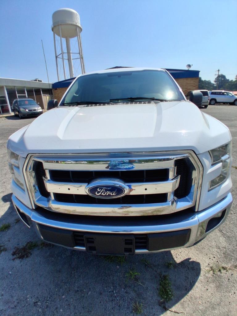 2016 Ford F150 - $9,500
