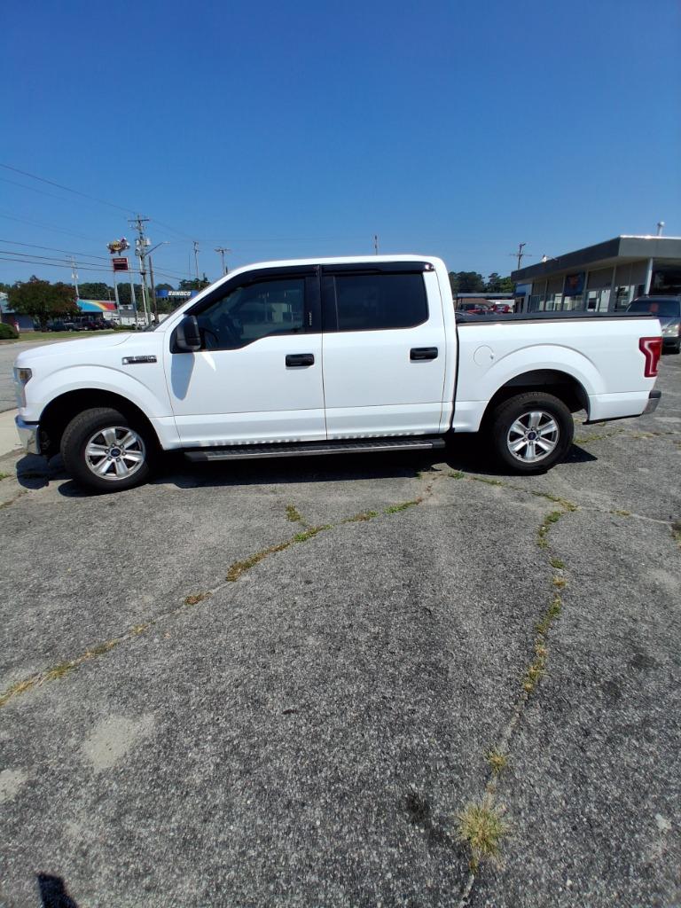 2016 Ford F150 - $9,500