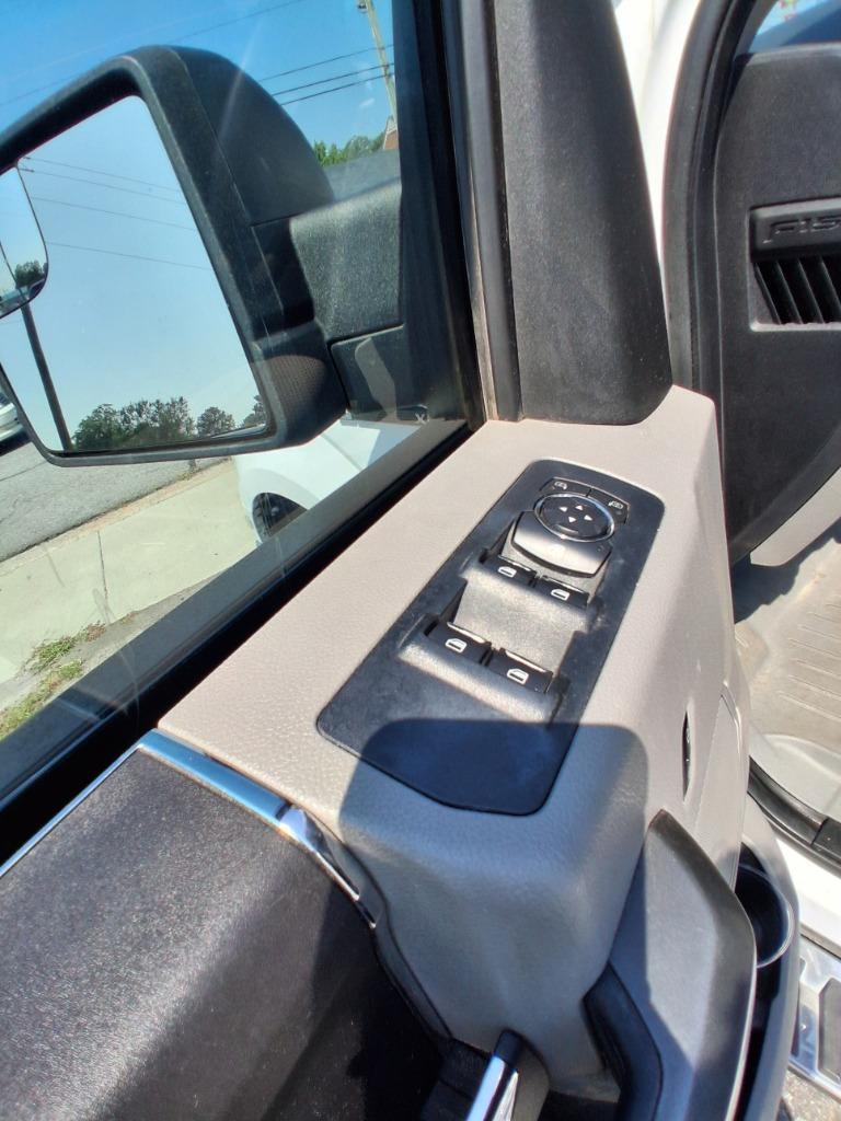 2016 Ford F150 - $9,500