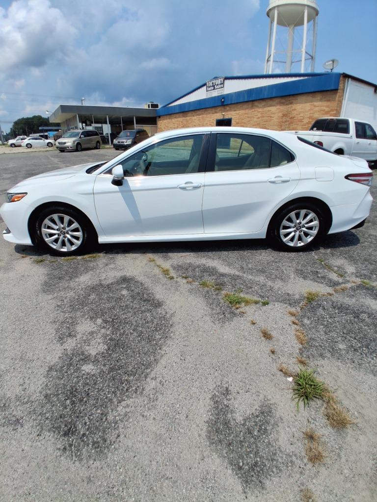 2018 Toyota Camry - $9,995