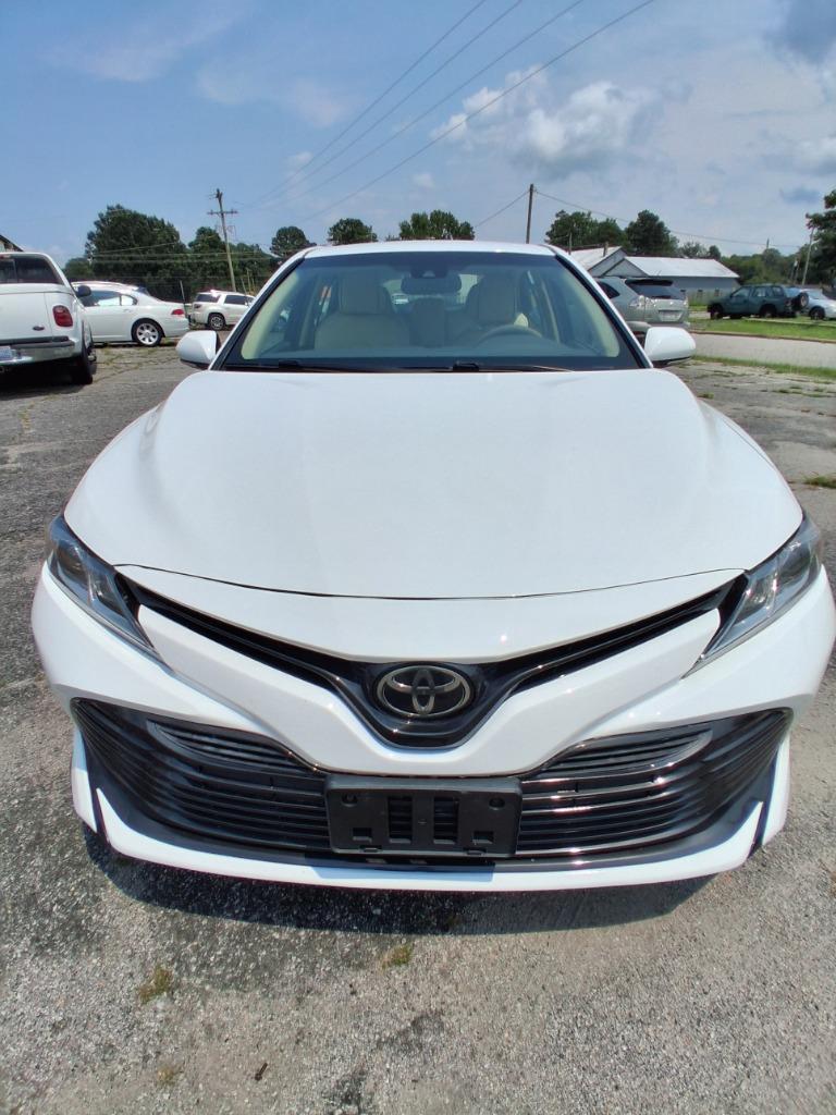 2018 Toyota Camry - $9,995
