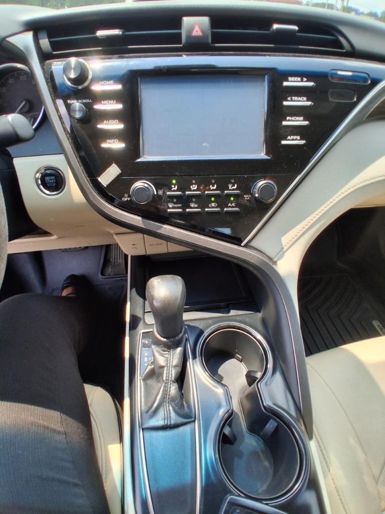 2018 Toyota Camry - $9,995