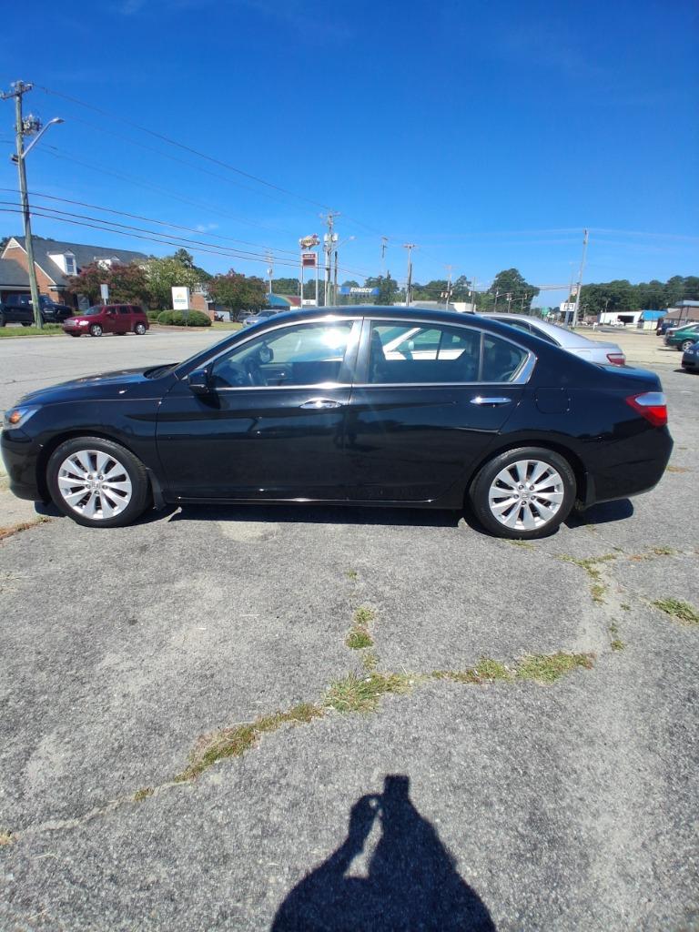 2015 Honda Accord - $8,995