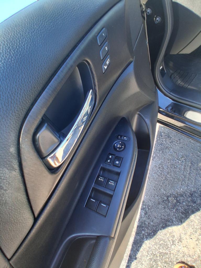 2015 Honda Accord - $8,995