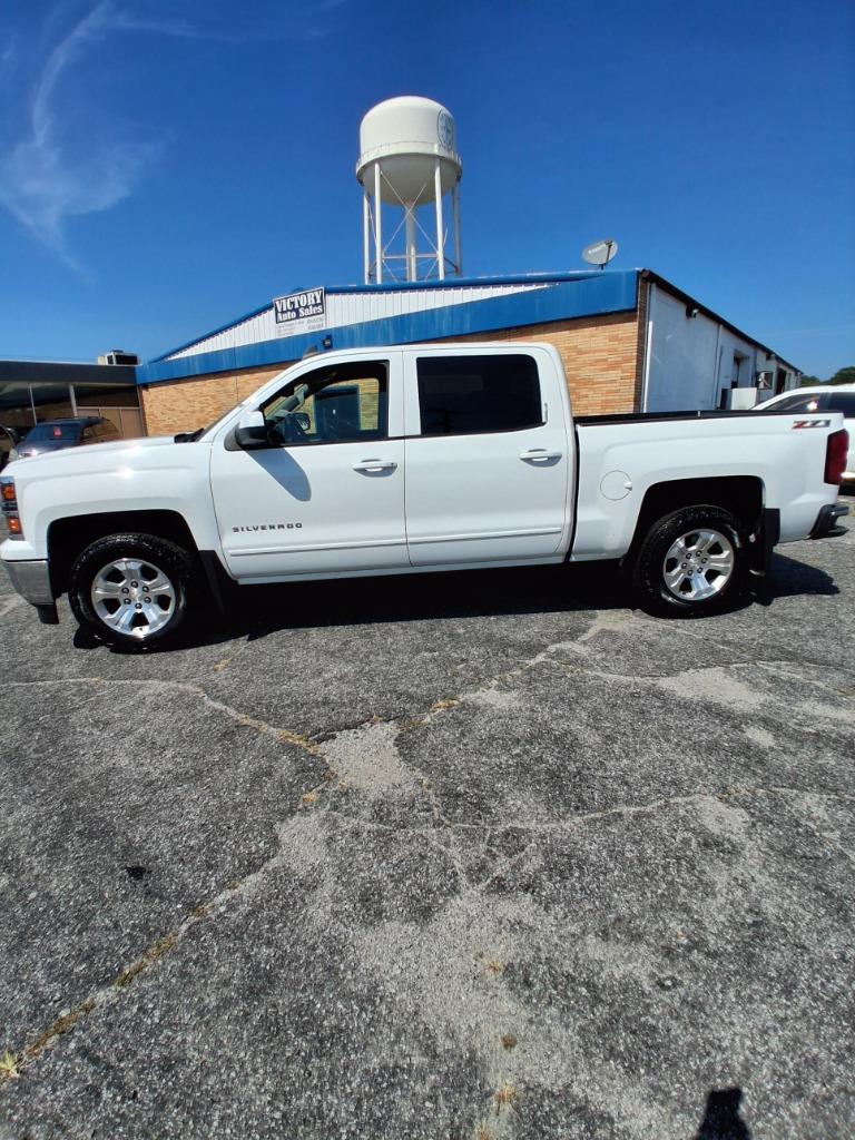 2015 Chevrolet Silverado - $14,995