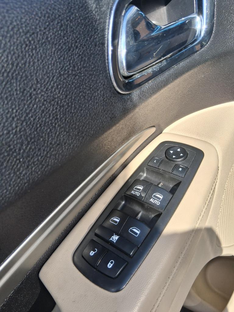 2014 Dodge Durango - $8,995