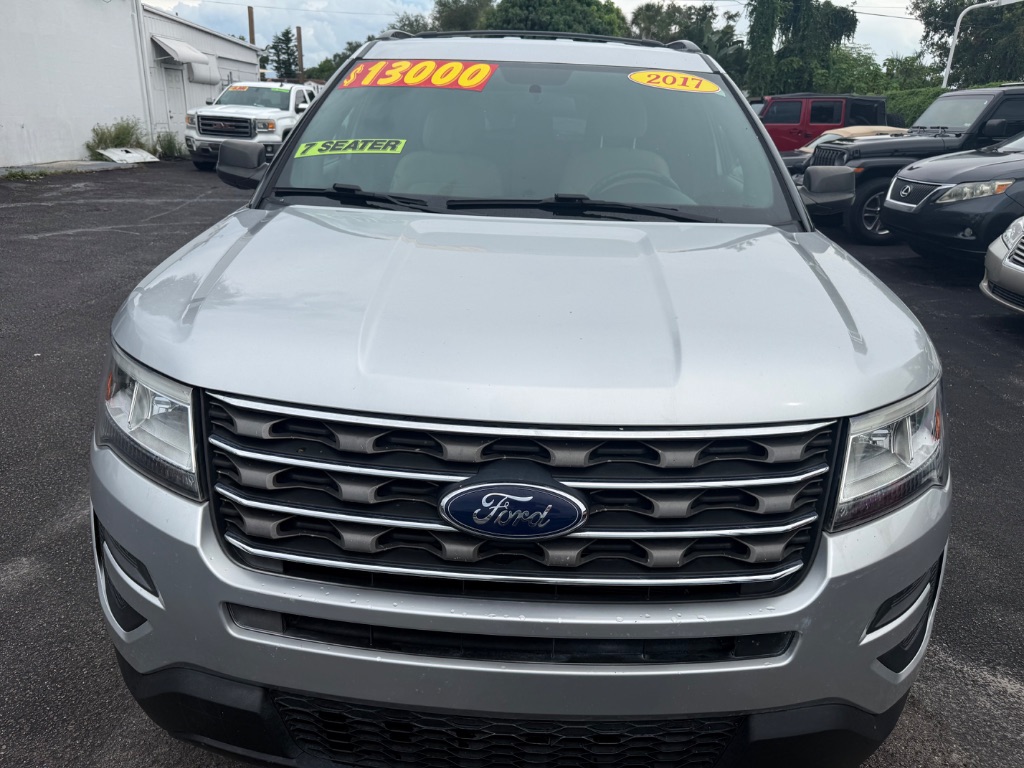 2017 Ford Explorer