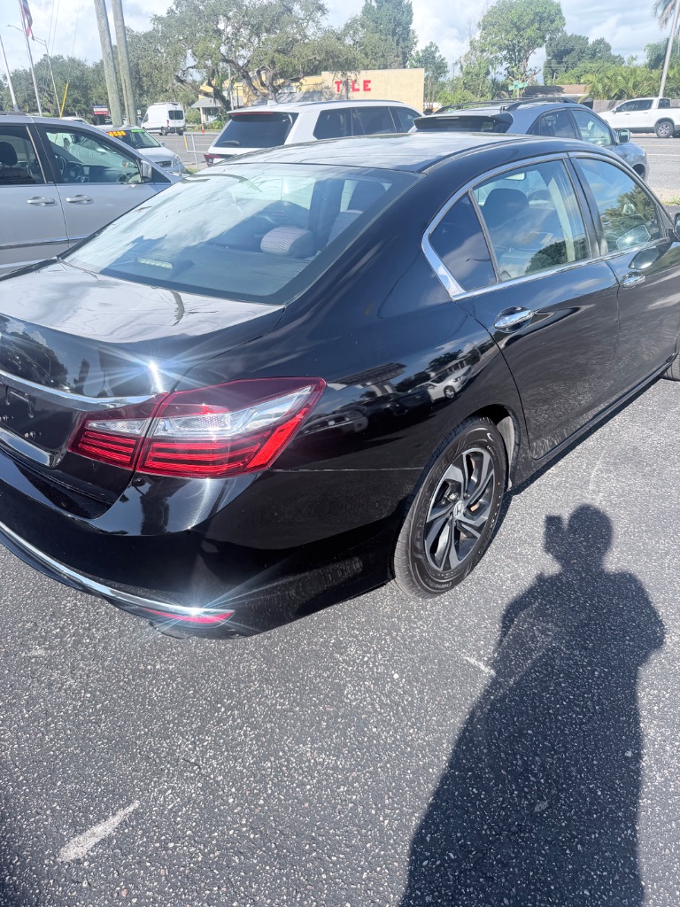 2017 Honda Accord - $13,990