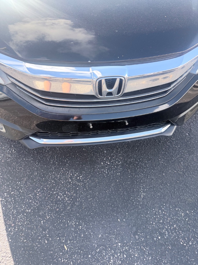 2017 Honda Accord - $13,990
