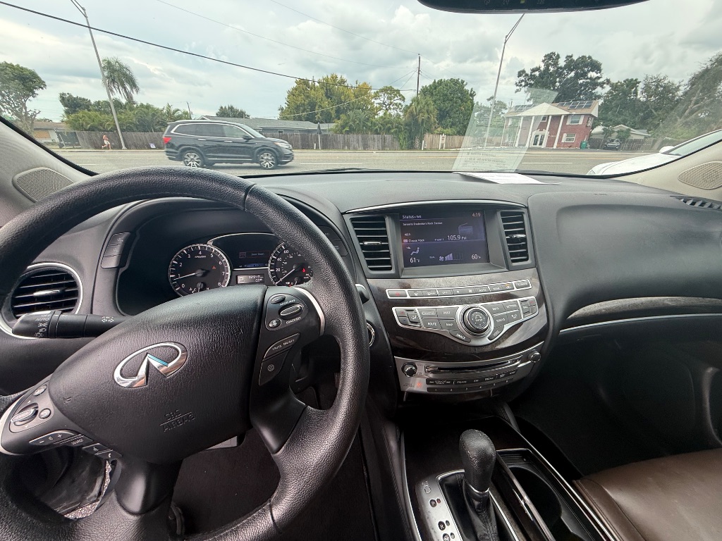 2013 INFINITI JX - $10,990