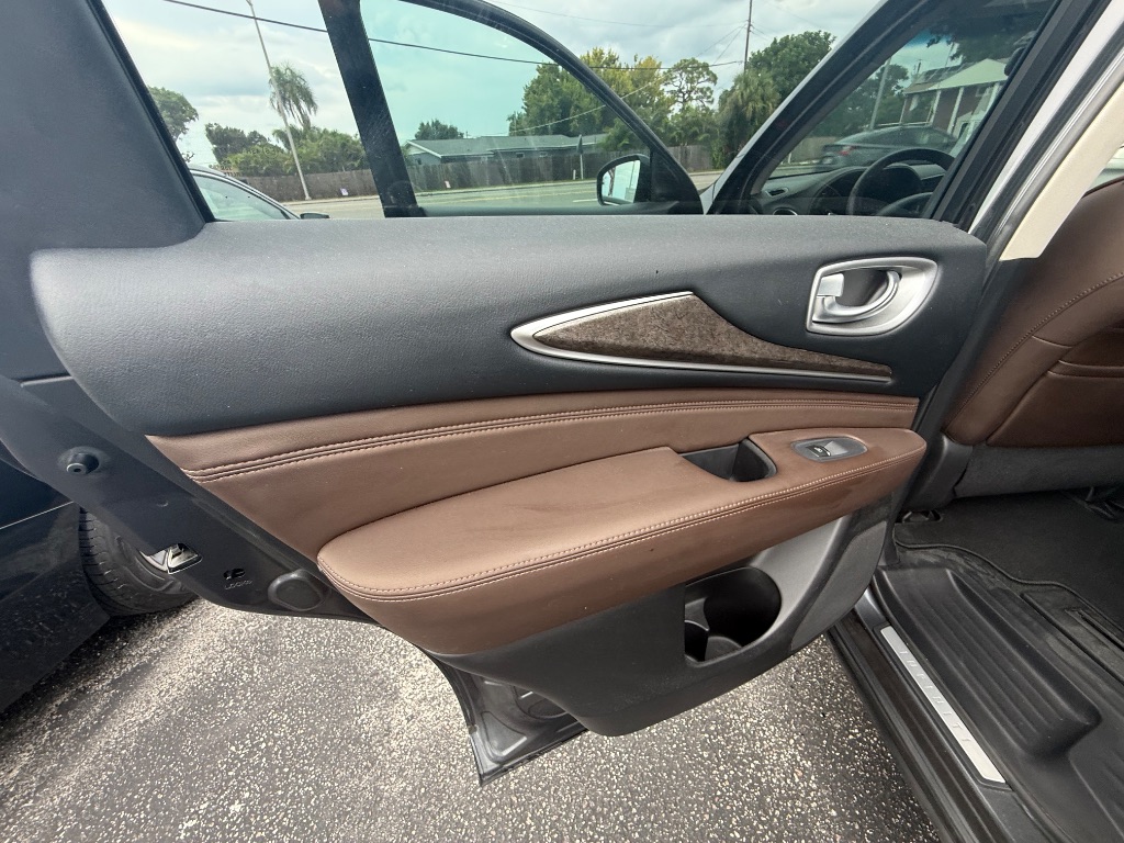 2013 INFINITI JX - $10,990