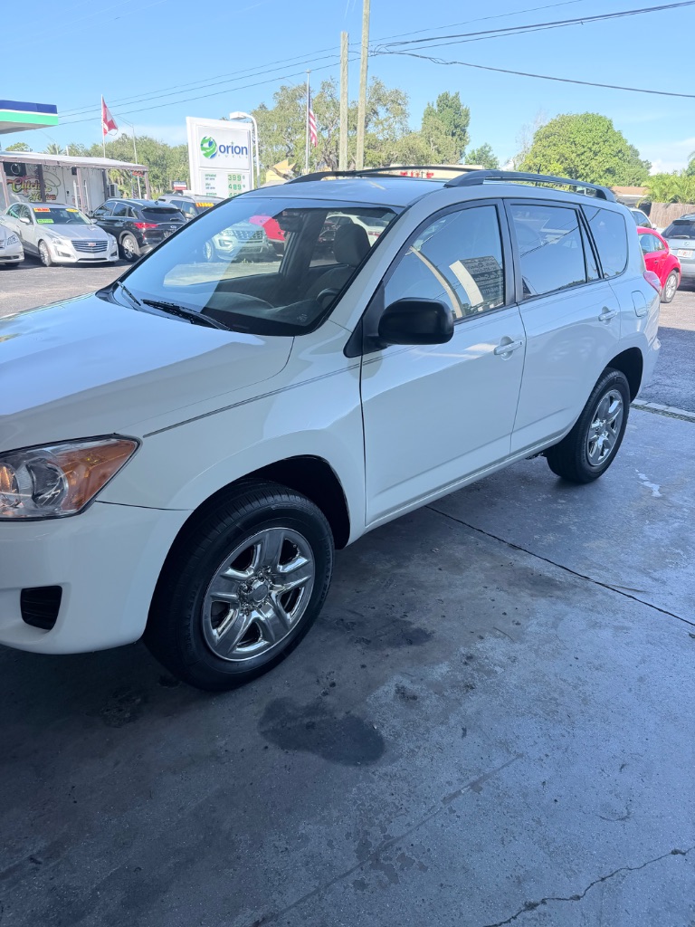 2009 Toyota RAV4 - $9,500