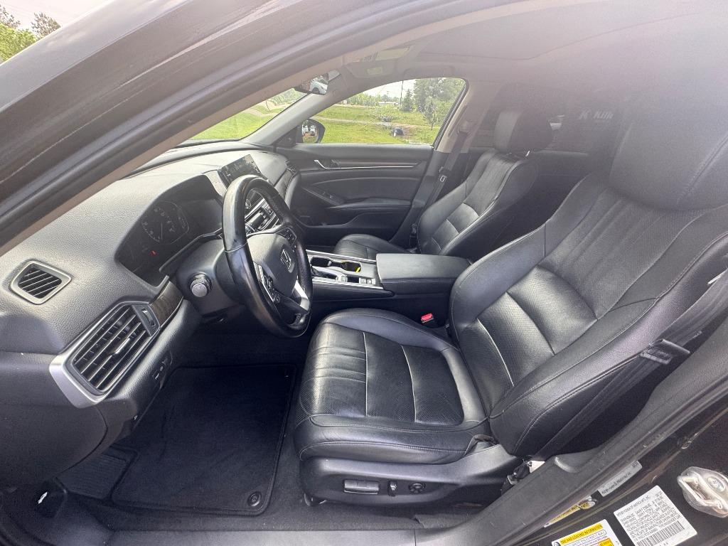 2020 Honda Accord EX-L photo