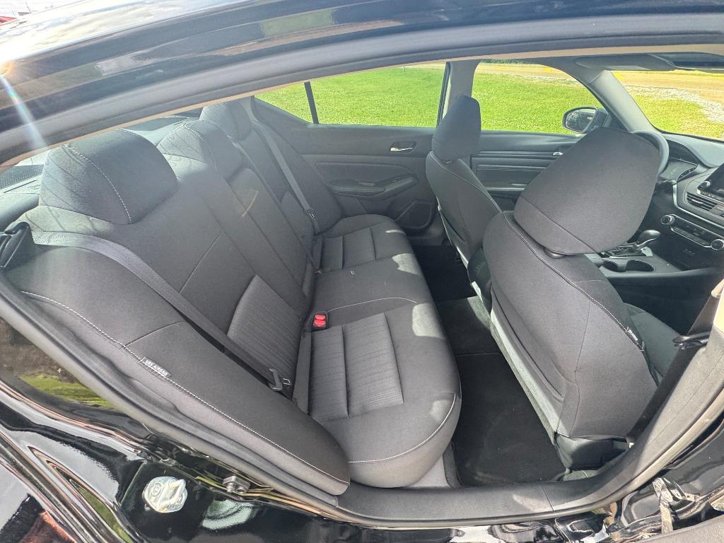 2019 Nissan Altima S photo