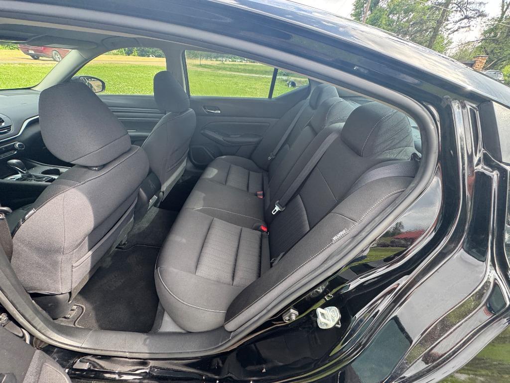 2019 Nissan Altima S photo
