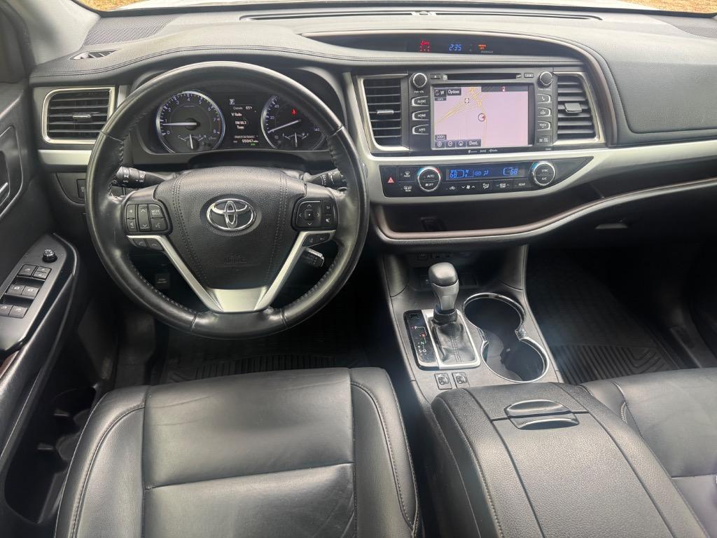 2019 Toyota Highlander - $21,995