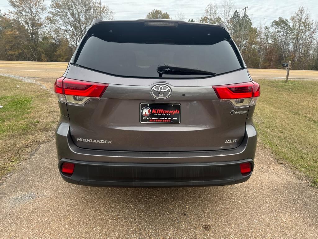 2019 Toyota Highlander - $21,995